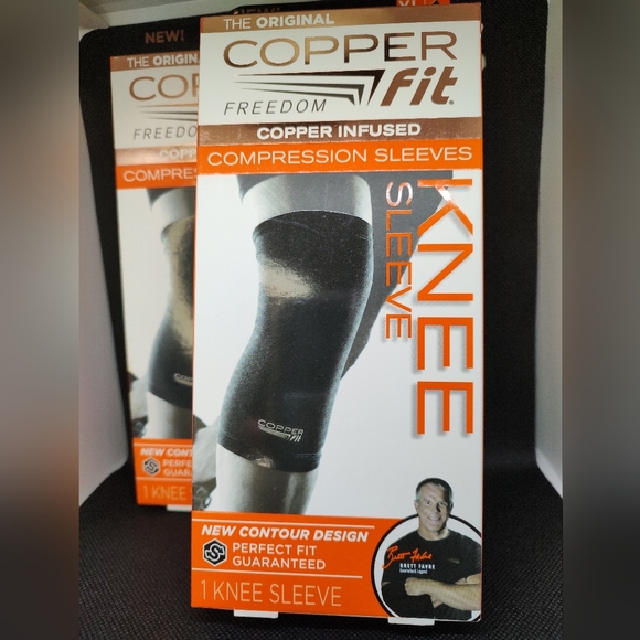 2 boxes COPPER FIT COMPRESSION KNEE SLEEVES NEW IN BOX - Picture 1 of 5